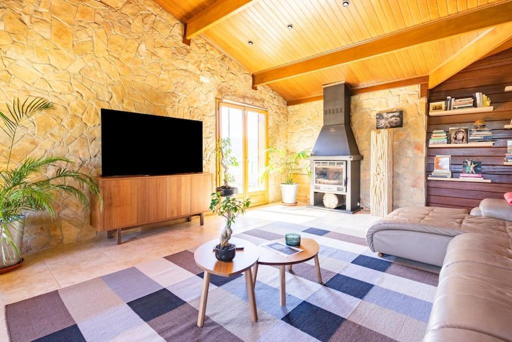 Wooden House Villa Minde ภายนอก รูปภาพ