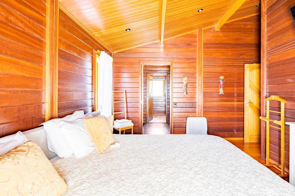 Wooden House Villa Minde ภายนอก รูปภาพ