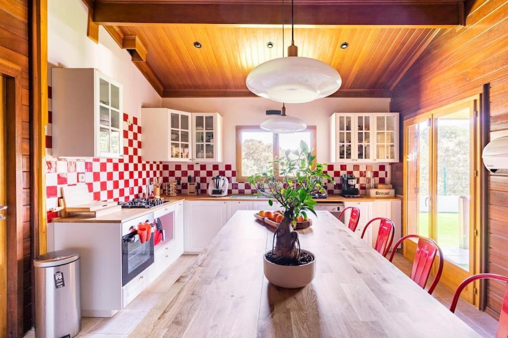 Wooden House Villa Minde ภายนอก รูปภาพ