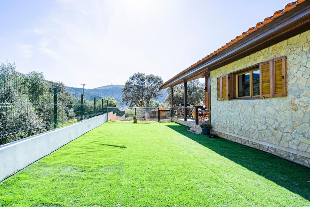 Wooden House Villa Minde ภายนอก รูปภาพ