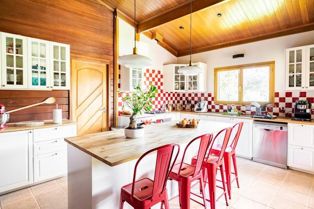 Wooden House Villa Minde ภายนอก รูปภาพ