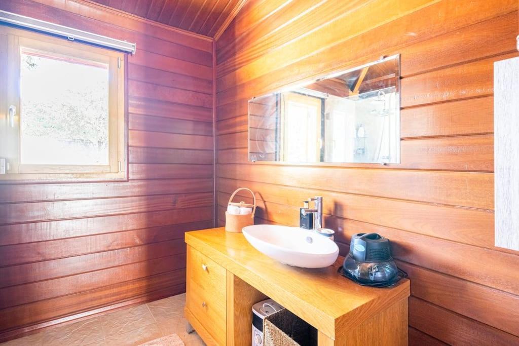 Wooden House Villa Minde ภายนอก รูปภาพ
